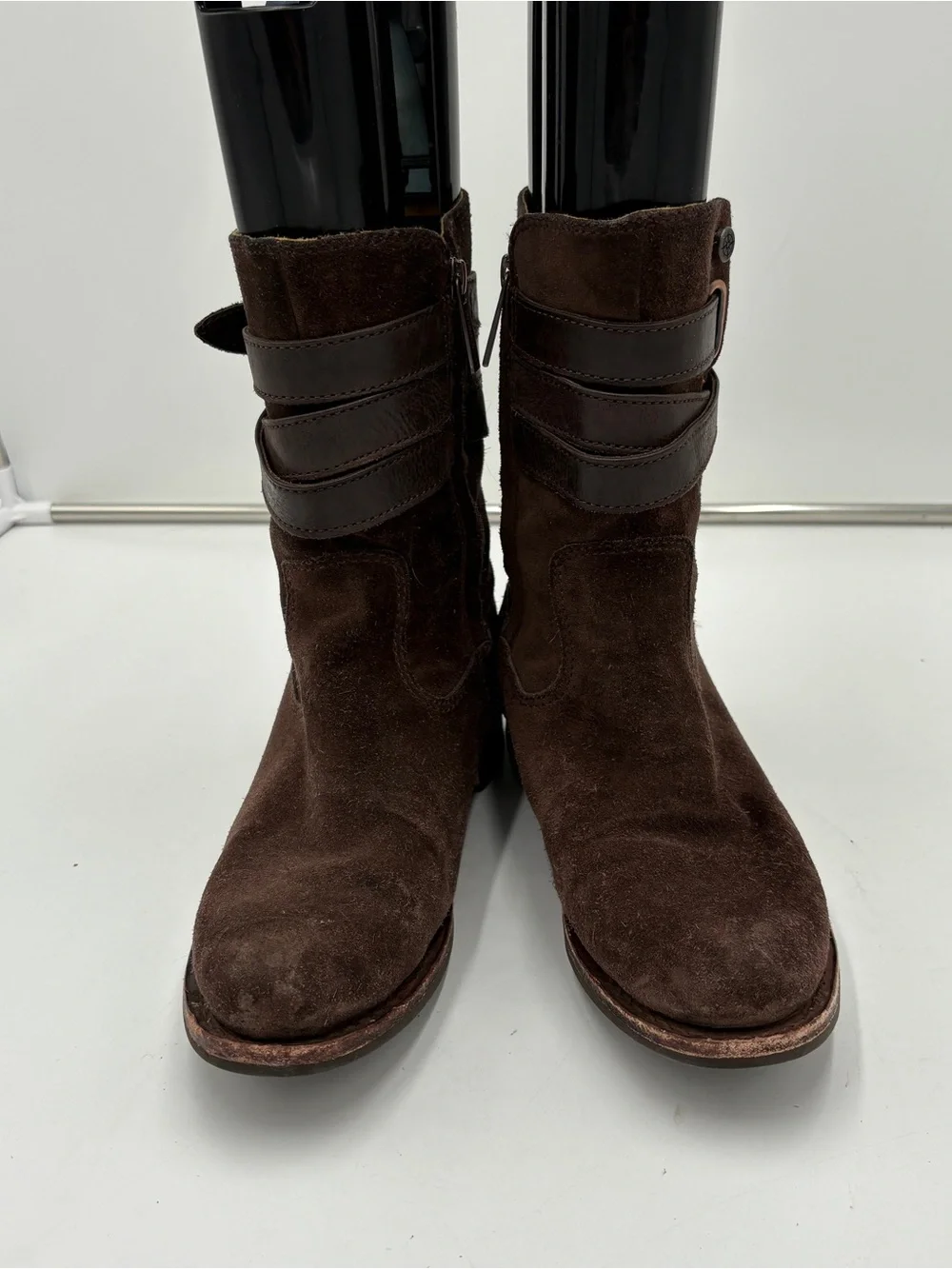 Bussola Biella Chocolate Brown Espresso Suede Low Riding Boot Strappy Buckle 39